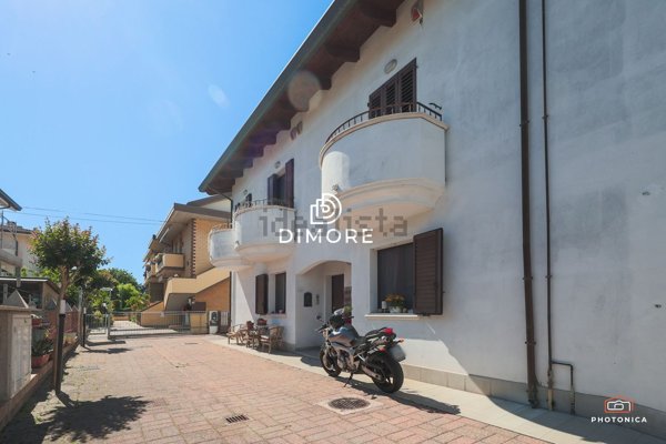casa indipendente in vendita a Riccione