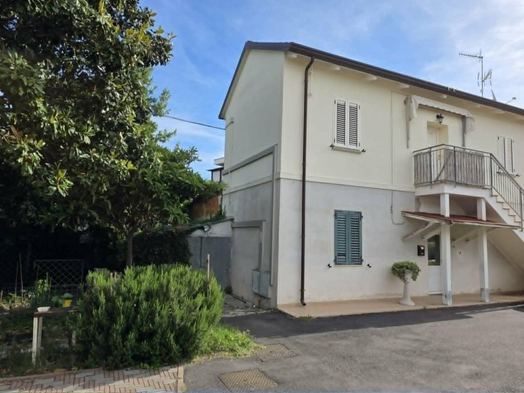 appartamento in vendita a Riccione in zona San Lorenzo
