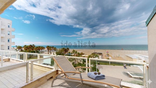 appartamento in vendita a Riccione in zona Alba