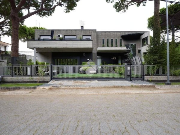 locale commerciale in vendita a Riccione