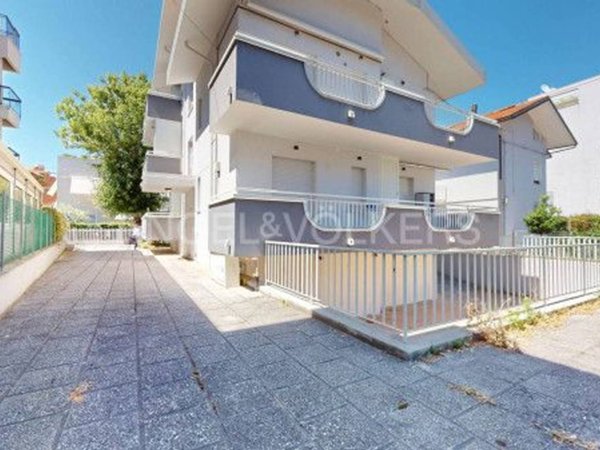 appartamento in vendita a Riccione in zona Alba