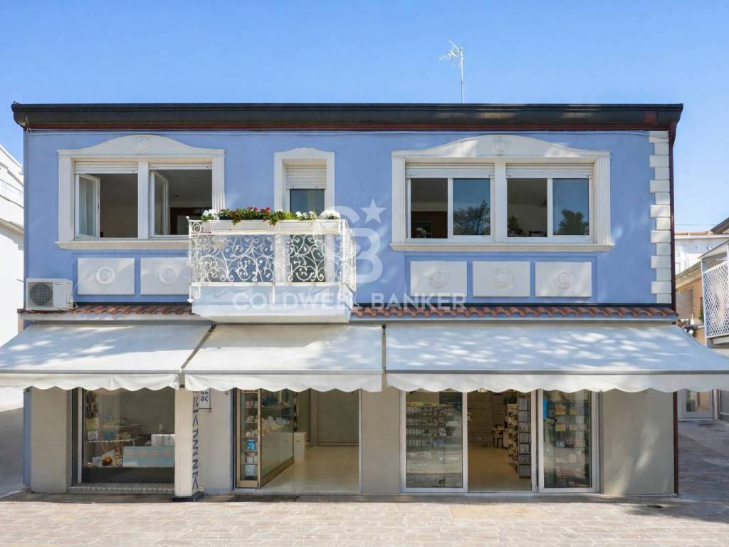 casa indipendente in vendita a Riccione