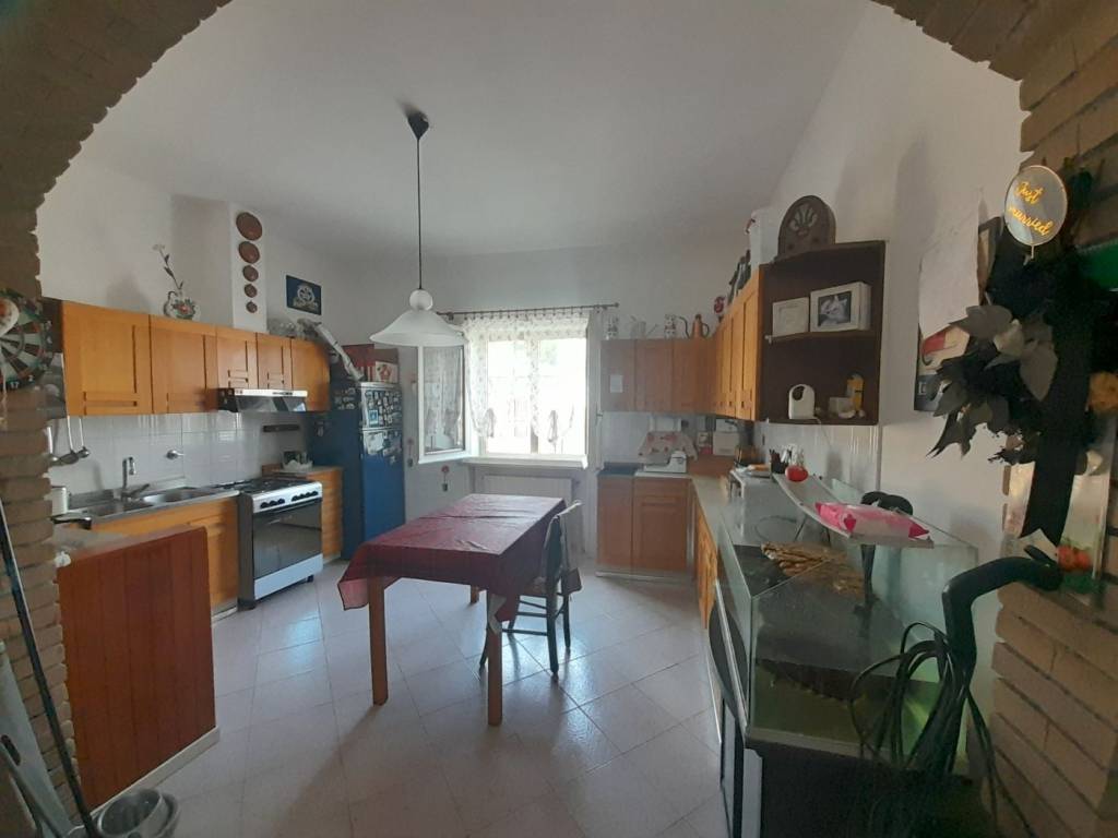 appartamento in vendita a Riccione in zona Marano