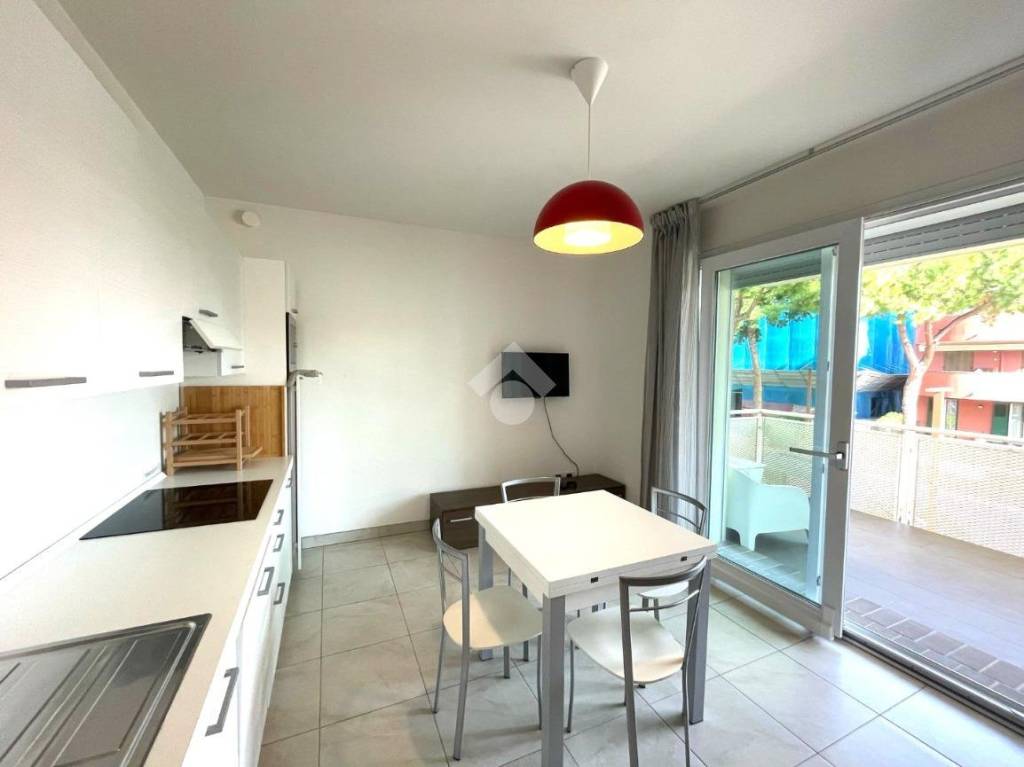 appartamento in vendita a Riccione in zona Alba
