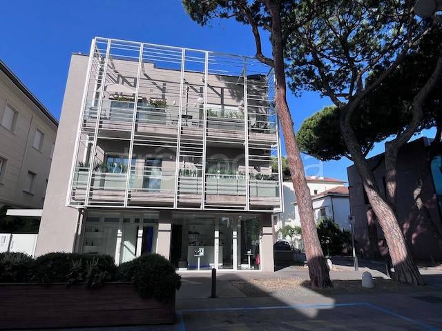 appartamento in vendita a Riccione in zona Alba