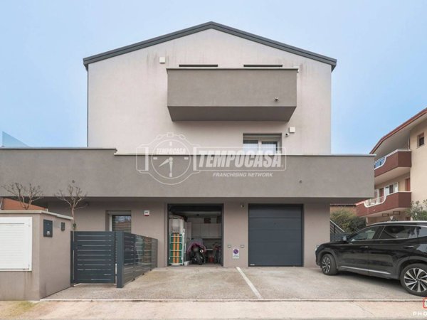 appartamento in vendita a Riccione in zona Fogliano