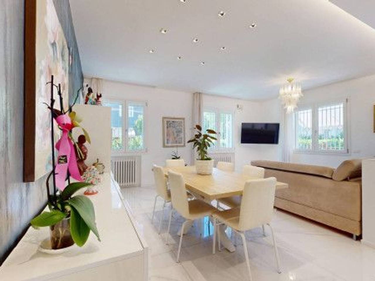 casa indipendente in vendita a Riccione in zona Alba