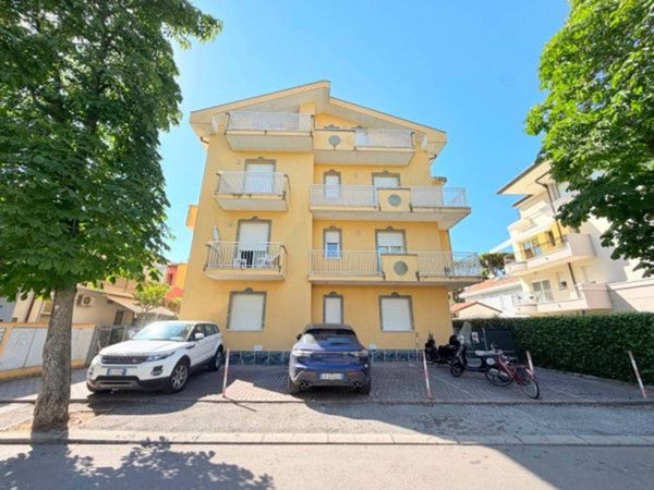 appartamento in vendita a Riccione in zona Centro Storico