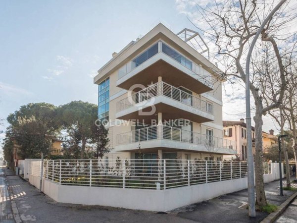 appartamento in vendita a Riccione in zona Centro Storico