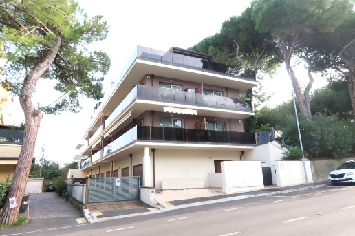 appartamento in vendita a Riccione in zona Case Trebbio