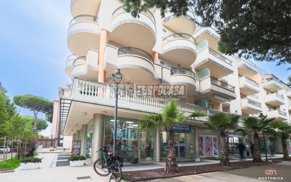 appartamento in vendita a Riccione in zona Alba