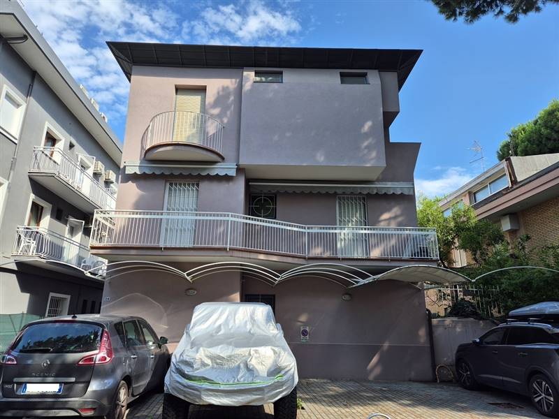 appartamento in vendita a Riccione in zona Alba
