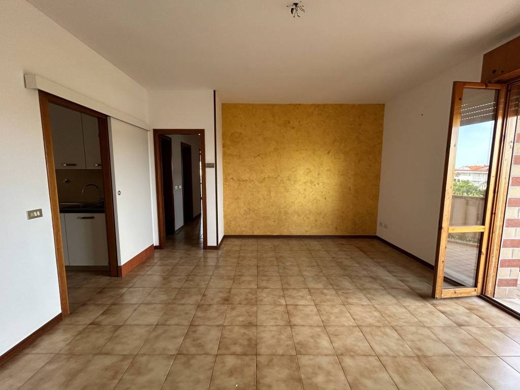 appartamento in vendita a Riccione in zona Marano
