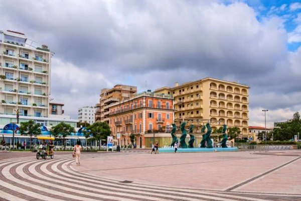 appartamento in vendita a Riccione in zona Centro Storico