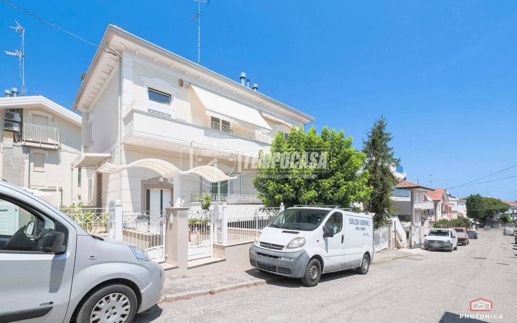 appartamento in vendita a Riccione