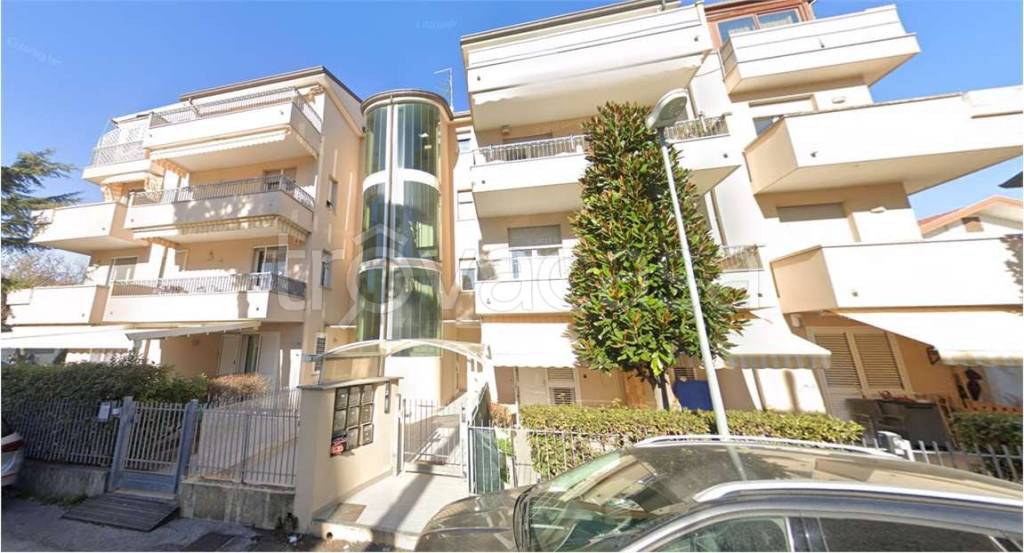 appartamento in vendita a Riccione