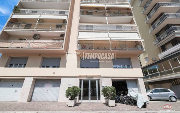 appartamento in vendita a Riccione in zona Centro Storico