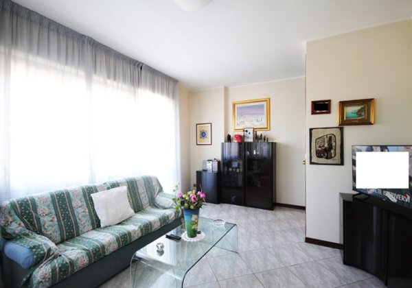 casa indipendente in vendita a Riccione in zona Alba