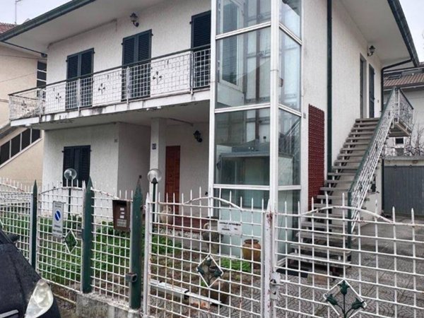 intera palazzina in vendita a Riccione in zona Case Monaldini