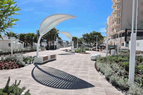 casa indipendente in vendita a Riccione in zona Alba