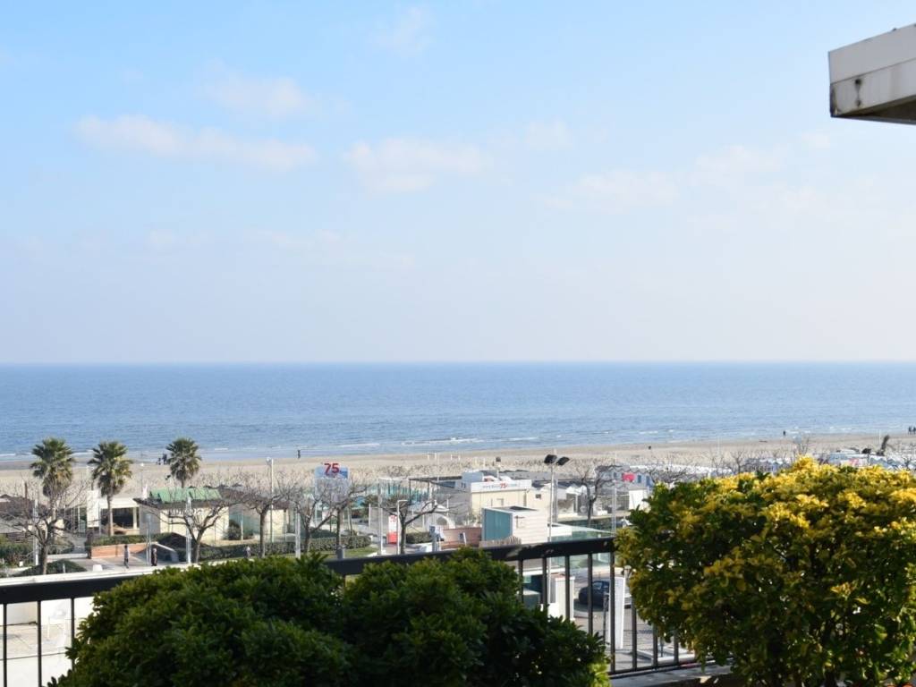 appartamento in vendita a Riccione