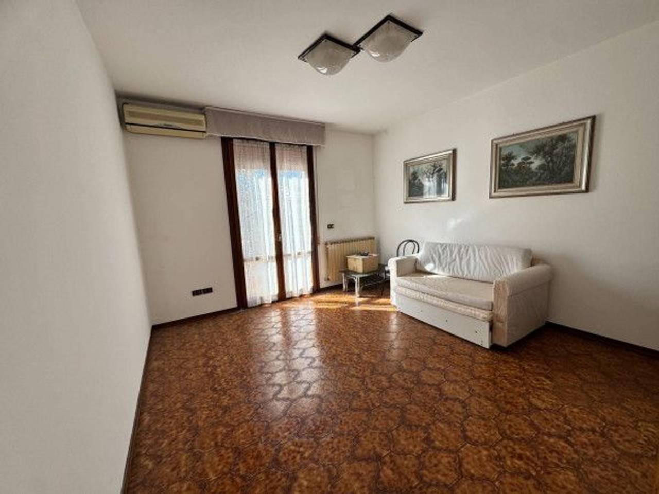 appartamento in vendita a Riccione in zona Centro Storico