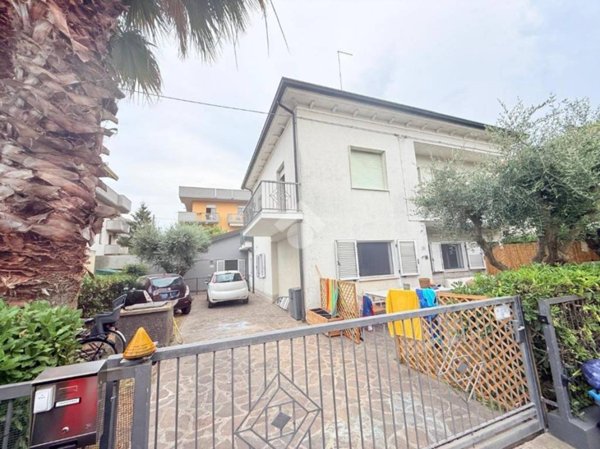 appartamento in vendita a Riccione