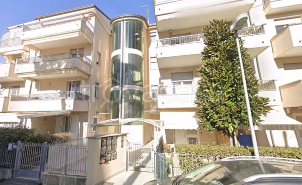 appartamento in vendita a Riccione