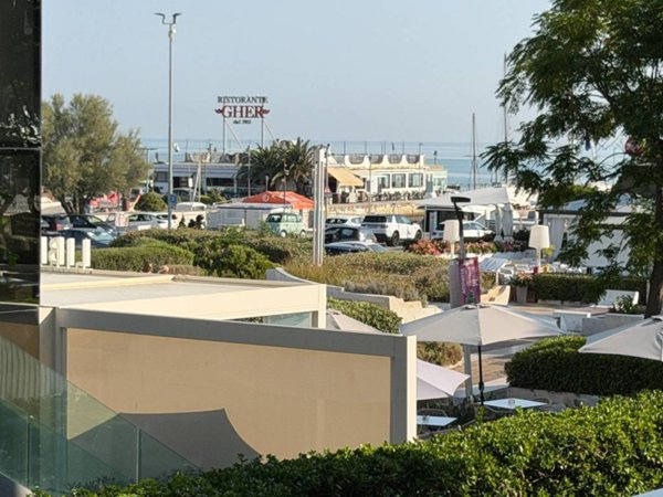 appartamento in vendita a Riccione in zona Centro Storico