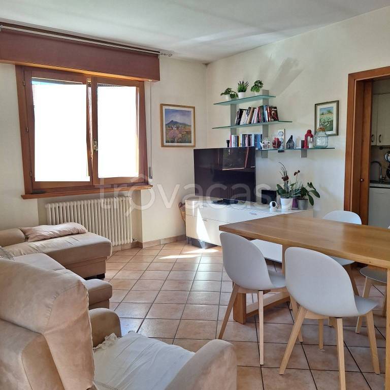 casa indipendente in vendita a Riccione in zona Centro Storico