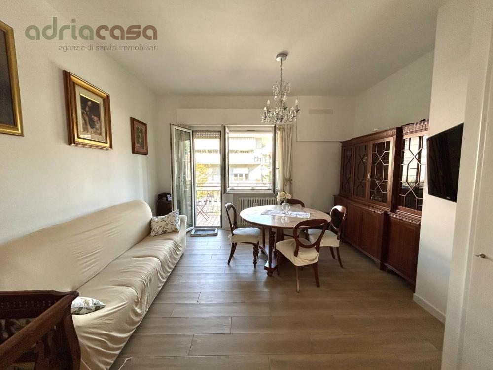 appartamento in vendita a Riccione in zona Alba