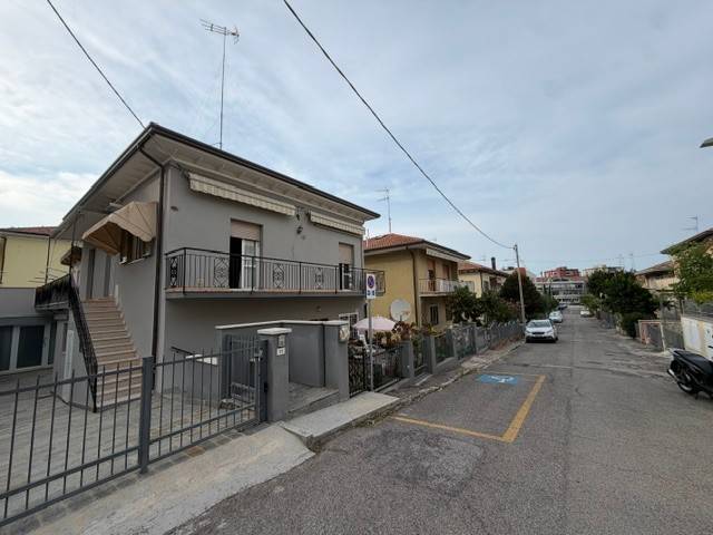 appartamento in vendita a Riccione