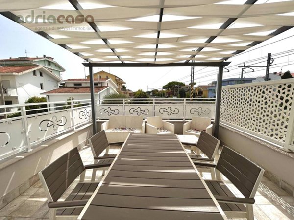 appartamento in vendita a Riccione in zona Alba