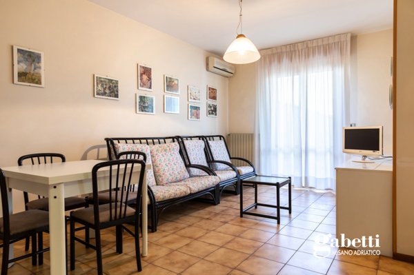 appartamento in vendita a Riccione in zona Marano