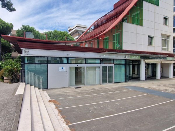 ufficio in vendita a Riccione
