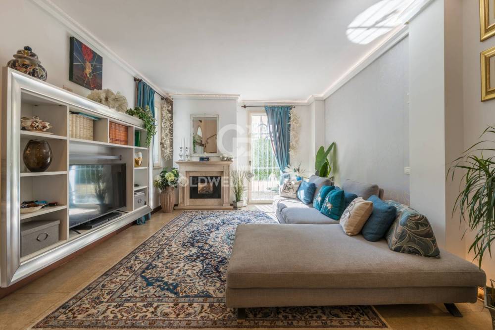 casa indipendente in vendita a Riccione