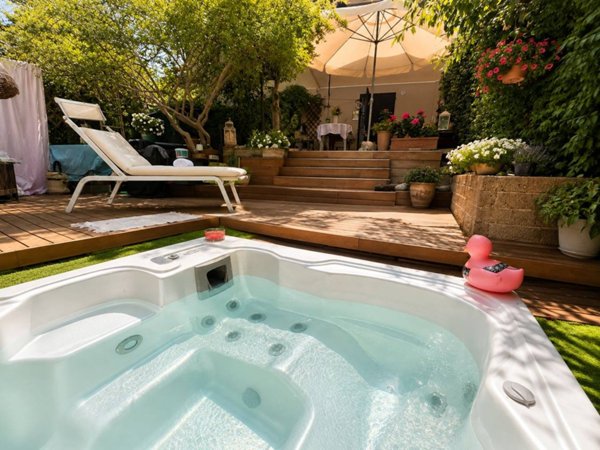 casa indipendente in vendita a Riccione