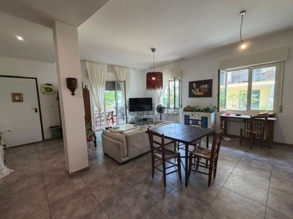 appartamento in vendita a Riccione in zona Alba