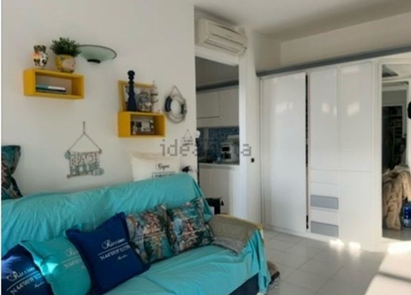 appartamento in vendita a Riccione in zona Alba