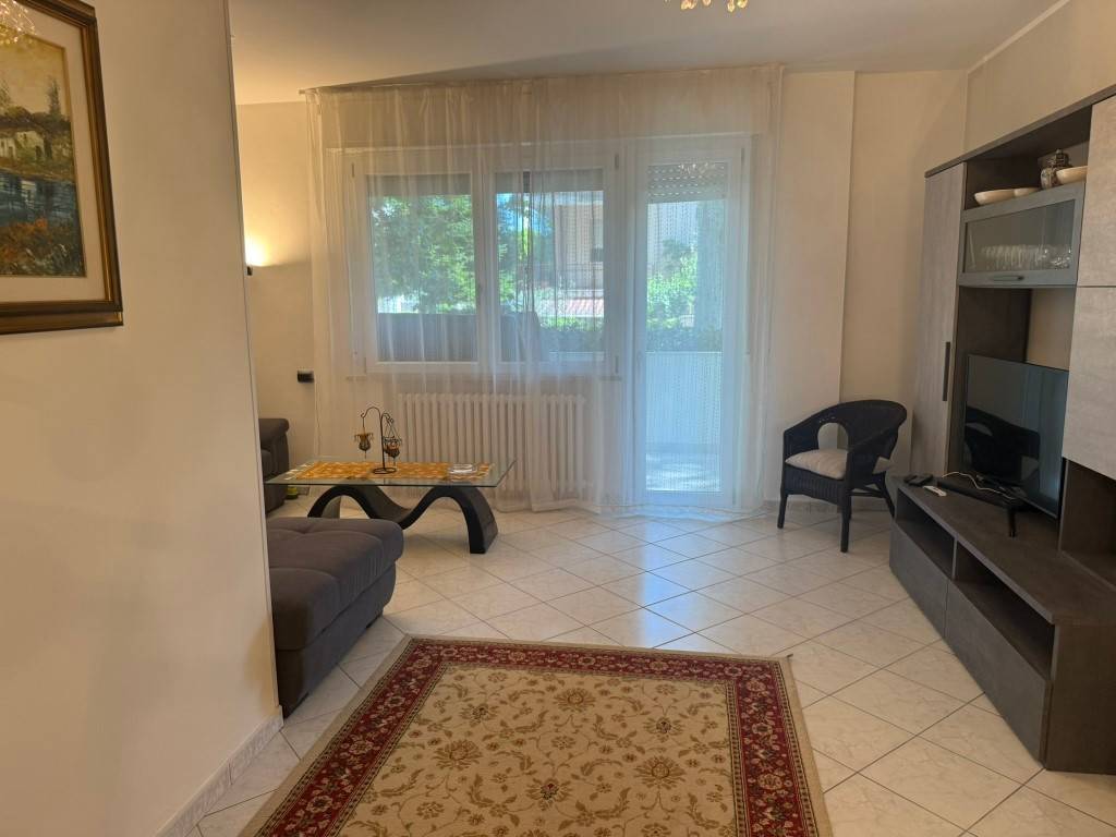 appartamento in vendita a Riccione in zona Alba