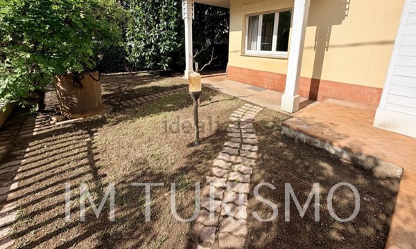 casa indipendente in vendita a Riccione