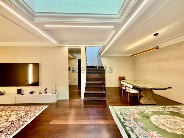 casa indipendente in vendita a Riccione in zona Centro Storico