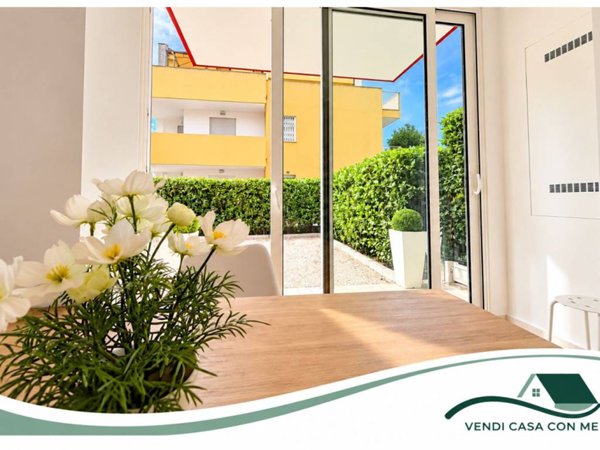 appartamento in vendita a Riccione in zona San Lorenzo