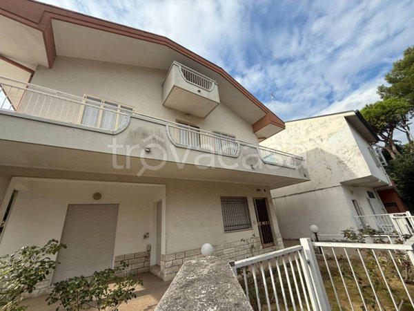 casa indipendente in vendita a Riccione