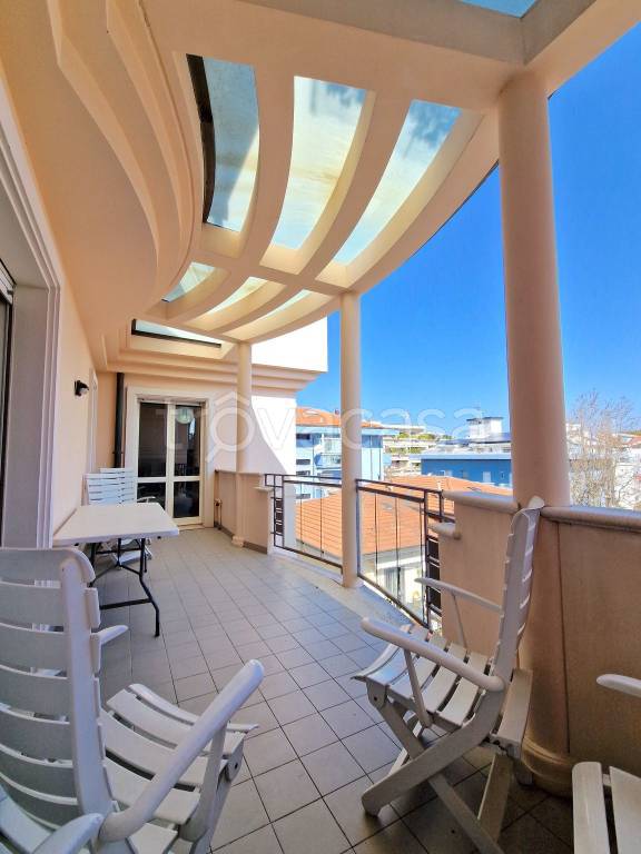 appartamento in vendita a Riccione in zona Alba