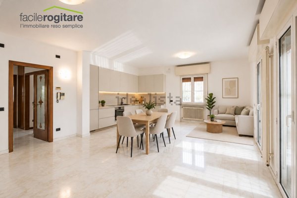 casa indipendente in vendita a Riccione