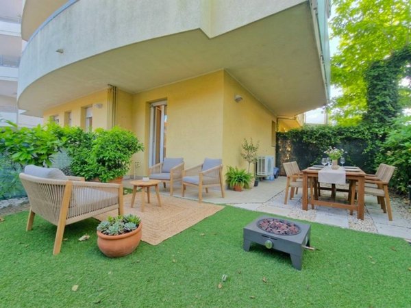 appartamento in vendita a Riccione in zona Centro Storico
