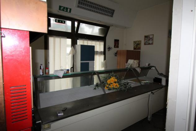 negozio in vendita a Rimini in zona Torre Pedrera