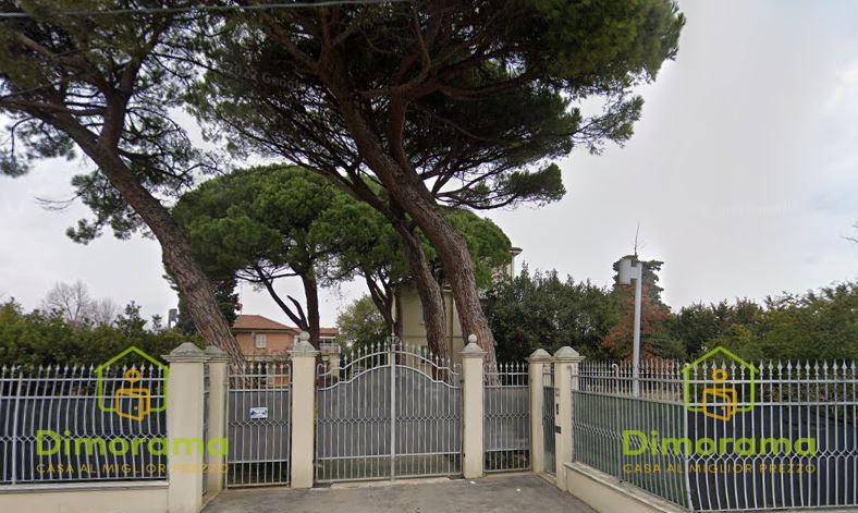casa indipendente in vendita a Rimini in zona Torre Pedrera