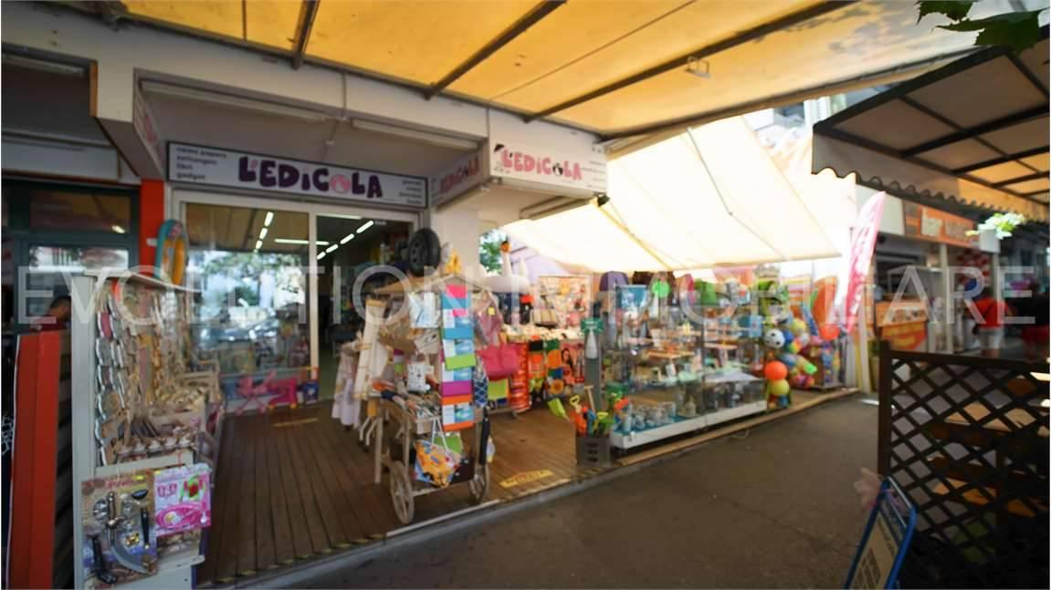 negozio in vendita a Rimini in zona Centro Storico